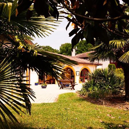 Logis Hotel Restaurant Solenca Ногаро Екстериор снимка