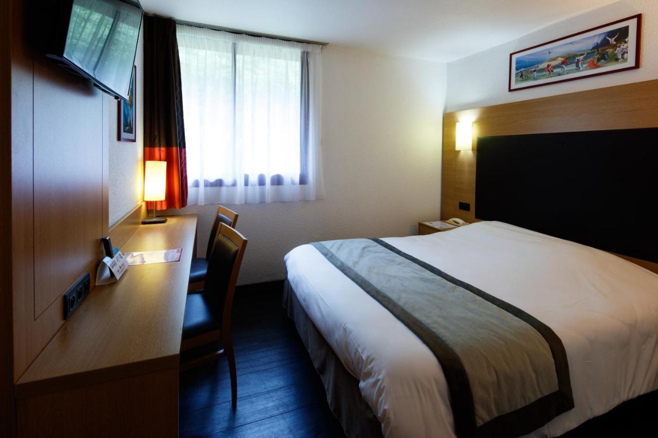 Logis Hotel Restaurant Solenca Ногаро Екстериор снимка