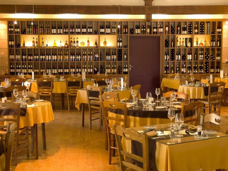Logis Hotel Restaurant Solenca Ногаро Екстериор снимка