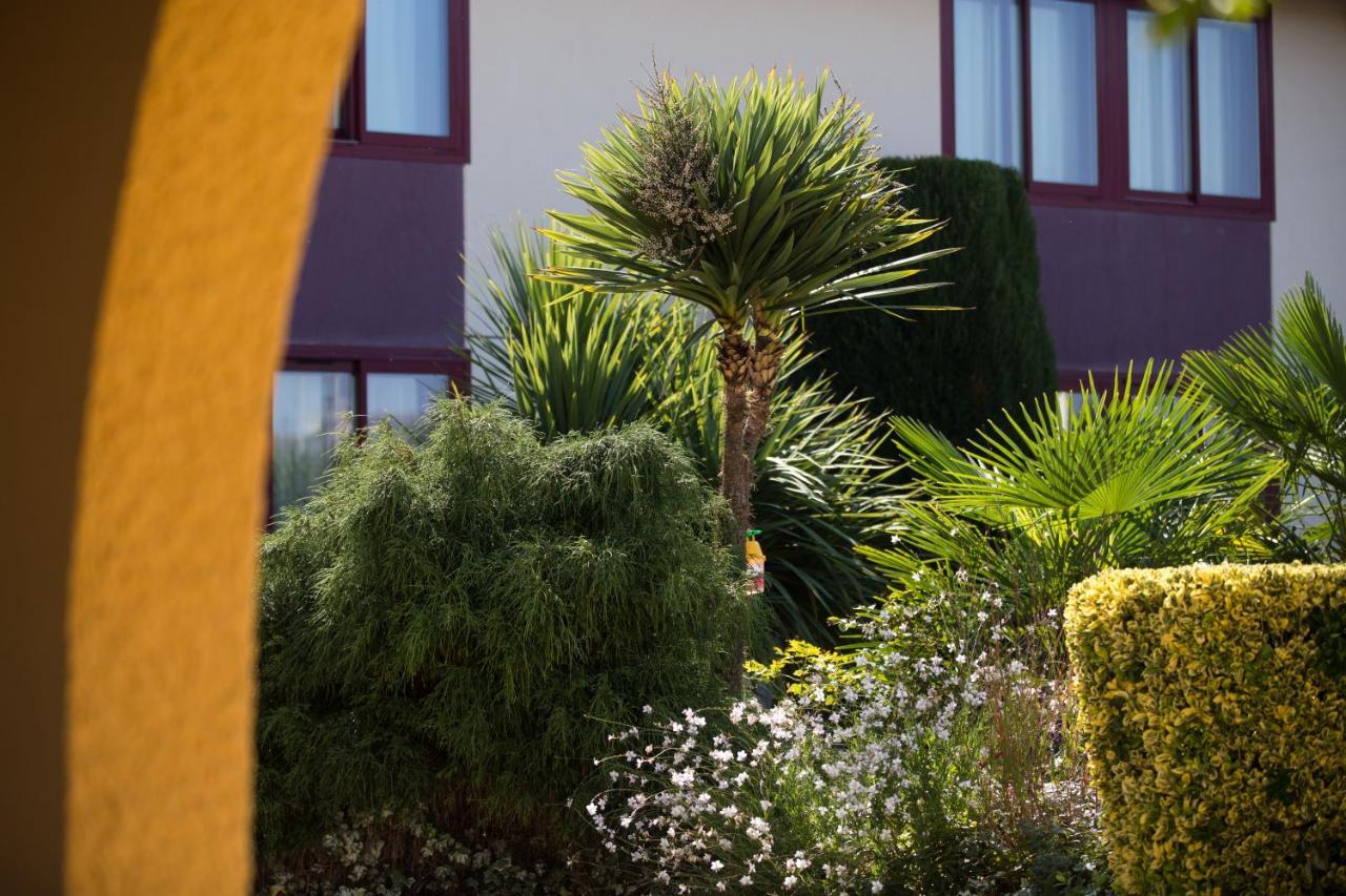 Logis Hotel Restaurant Solenca Ногаро Екстериор снимка
