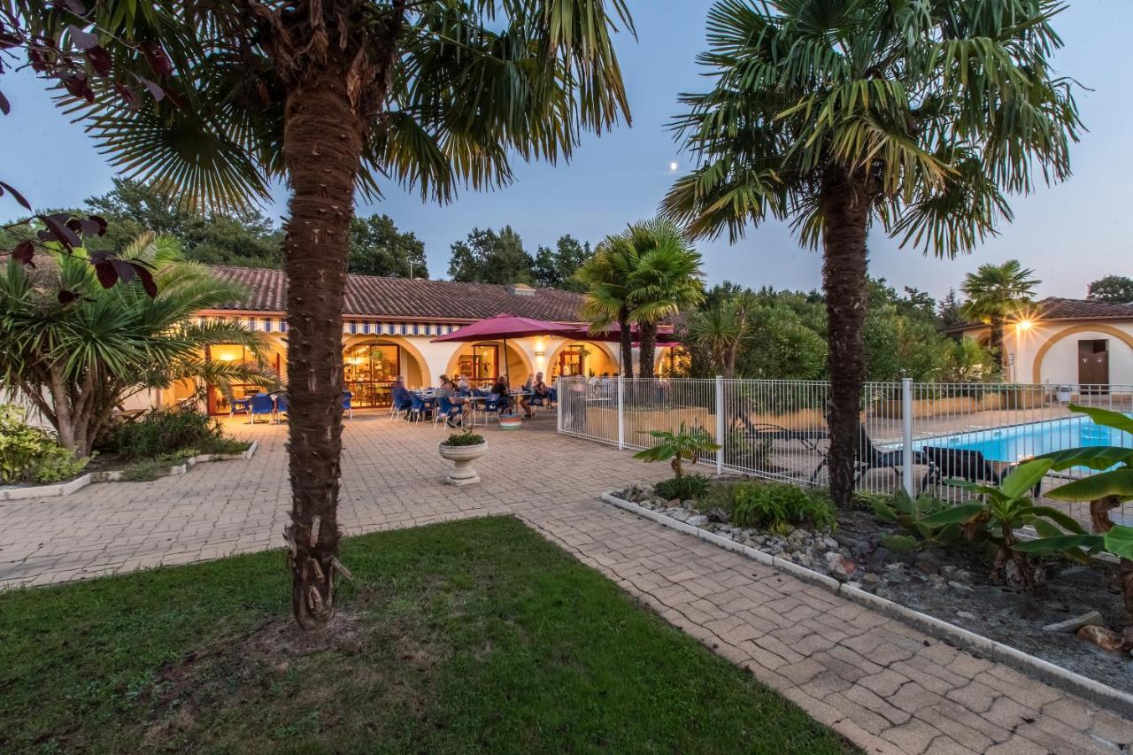 Logis Hotel Restaurant Solenca Ногаро Екстериор снимка